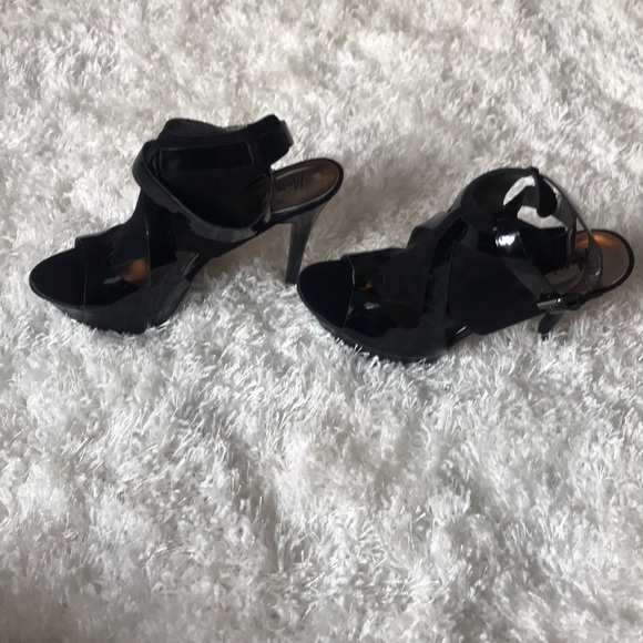 Peep Toe Heels - Picture 3 of 5